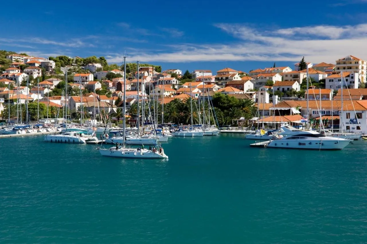 Apartment In Trogir With Sea View, Terrace, Air Conditioning, Wifi 4328-6 location